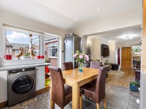 Photo 16- click for photo gallery